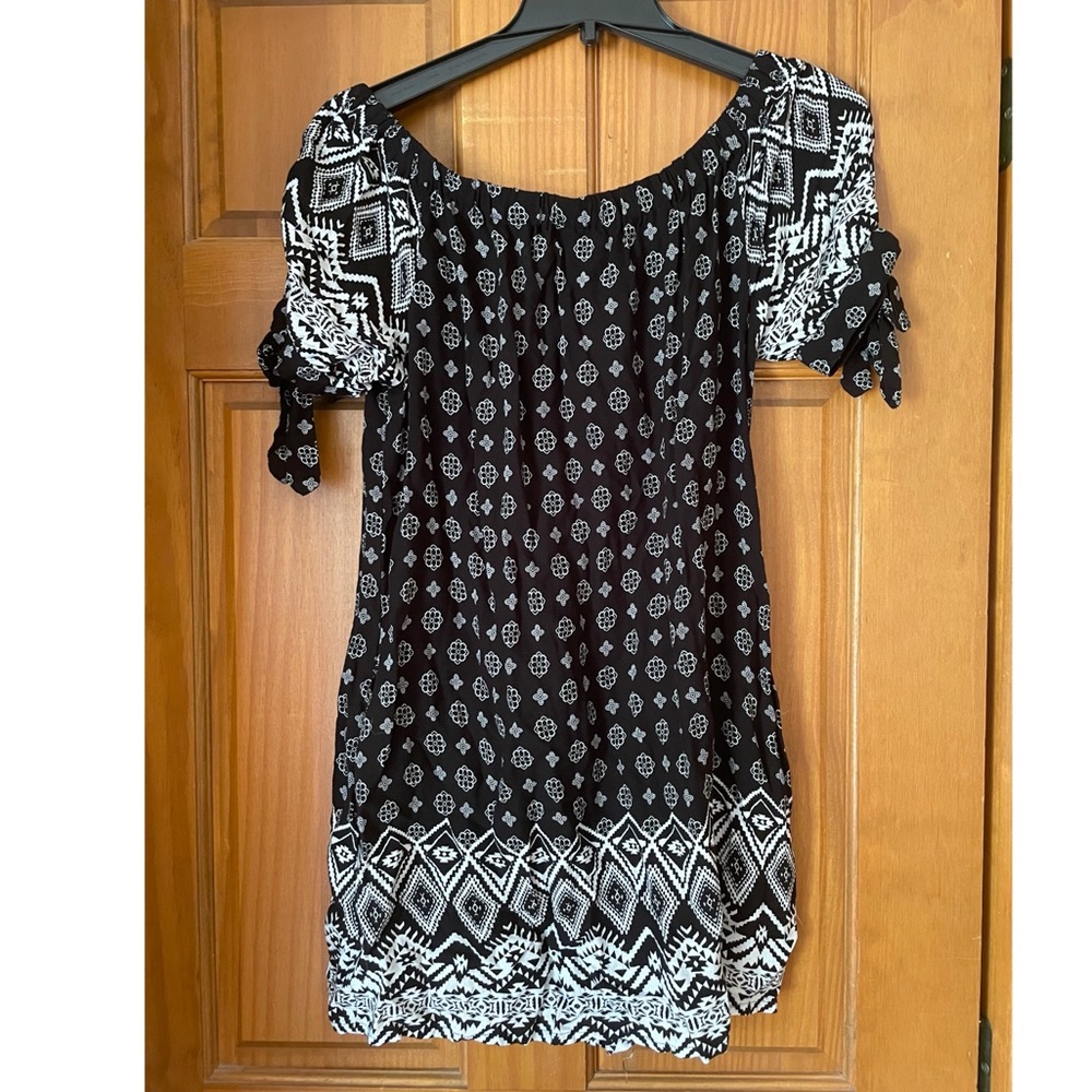 Off the shoulder loose sundress